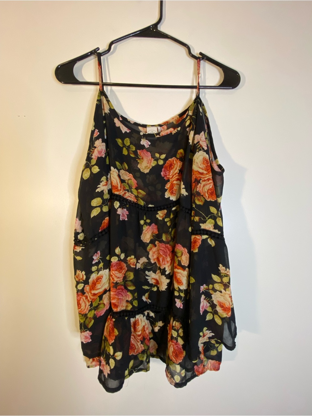 Paper Crane Black Floral Spaghetti-Strap Cold Shoulder Blouse